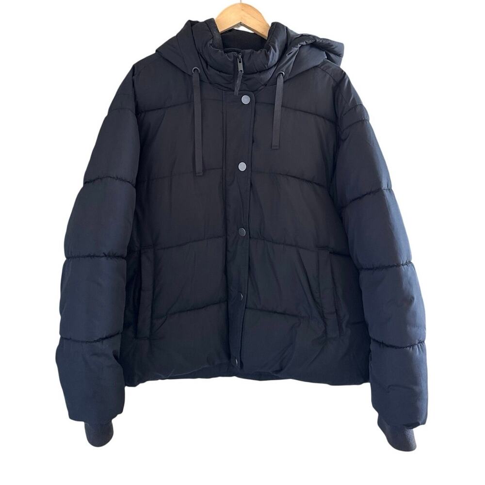 GAP Women’s Cold Control Max Quilted Short Puffer Jacket in Black Size XL *EUC